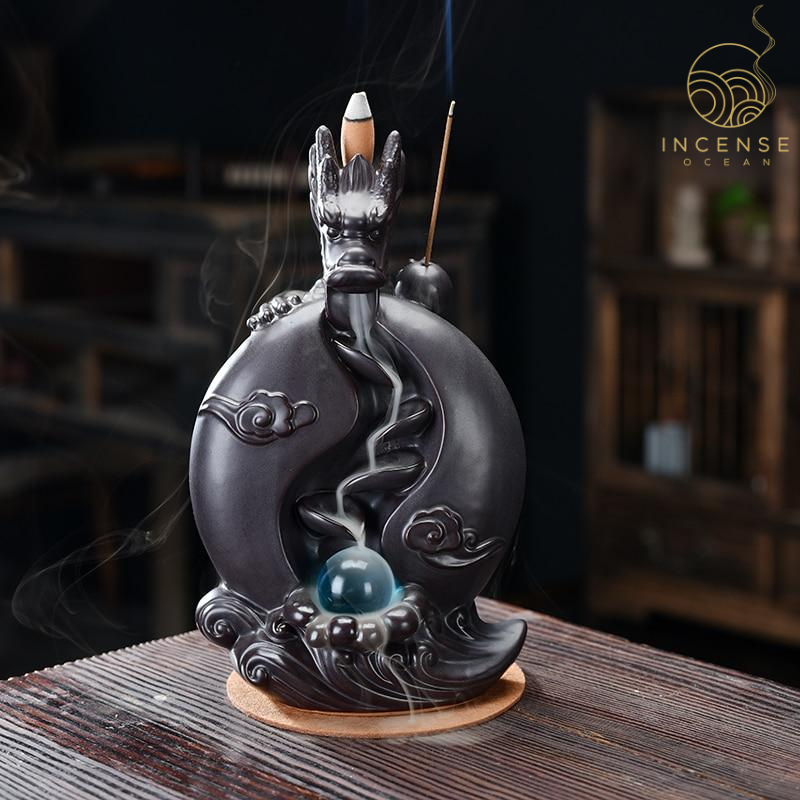 http://www.incenseocean.com/cdn/shop/products/black-dragon-burner-for-incense-sticks.png?v=1630423976